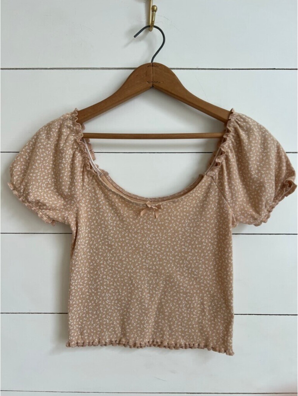 American Eagle Peach Floral Lettuce-Trim Crop Top XS Coquette Y2K Cottagecore